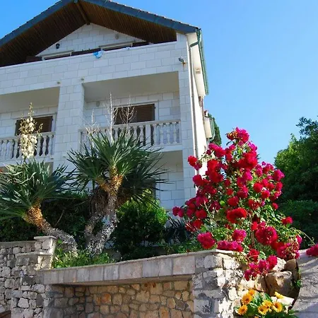 Apartmenthaus Punta **** Splitska Exterior foto