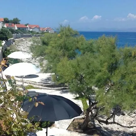 Apartmenthaus Punta **** Splitska Exterior foto